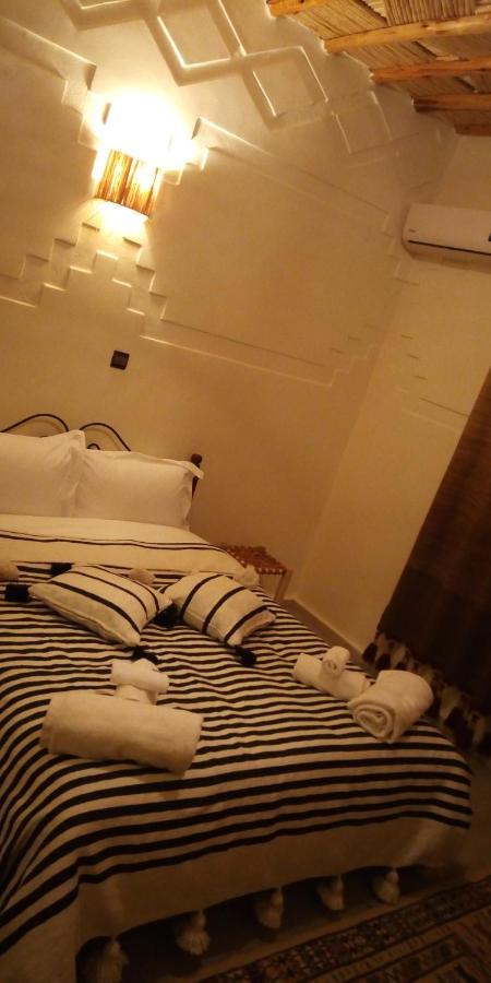 Hôtel Soleil Bleu à Boumalne Chambre photo