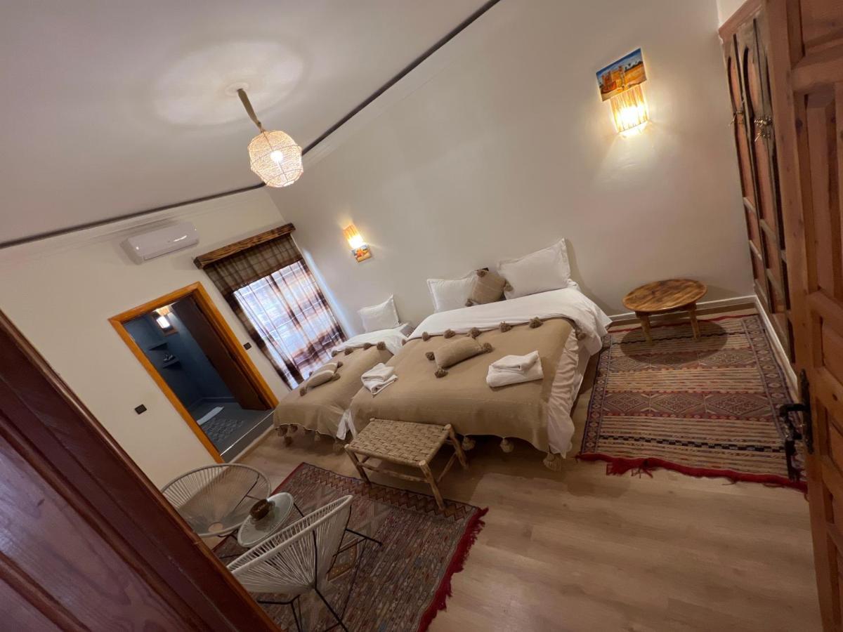 Hôtel Soleil Bleu à Boumalne Extérieur photo