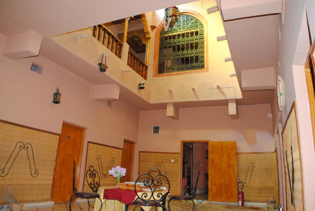 Hôtel Soleil Bleu à Boumalne Extérieur photo